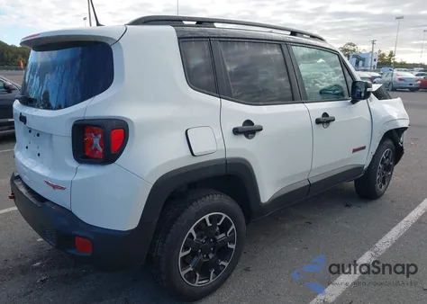 2023 Jeep Renegade Trailhawk 4X4 z USA, uszkodzony, nr VIN ZACNJDC15PPP55001